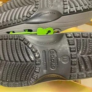 CROCS | Shoes | Croc Day 222 Style 20833790h | Poshmark display picture 3